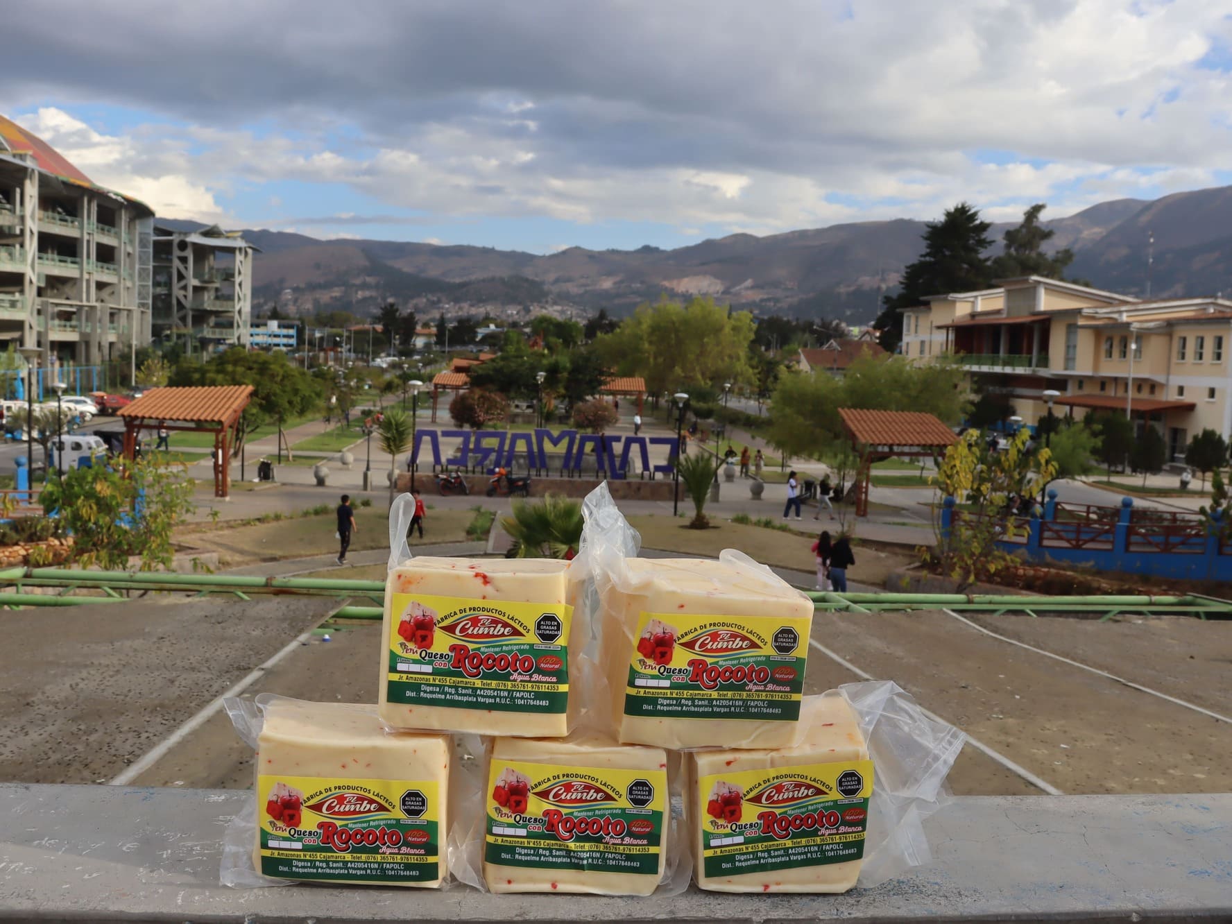 Queso Con Rocoto medio kilo